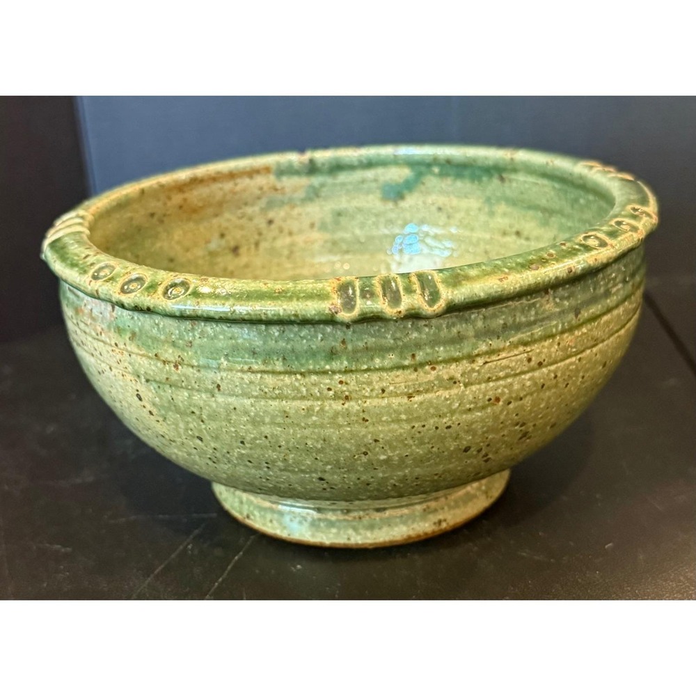Ahna Iredale Studio Art Pottery Bowl‎ Green Hand Thrown Signed Speckled Glaze